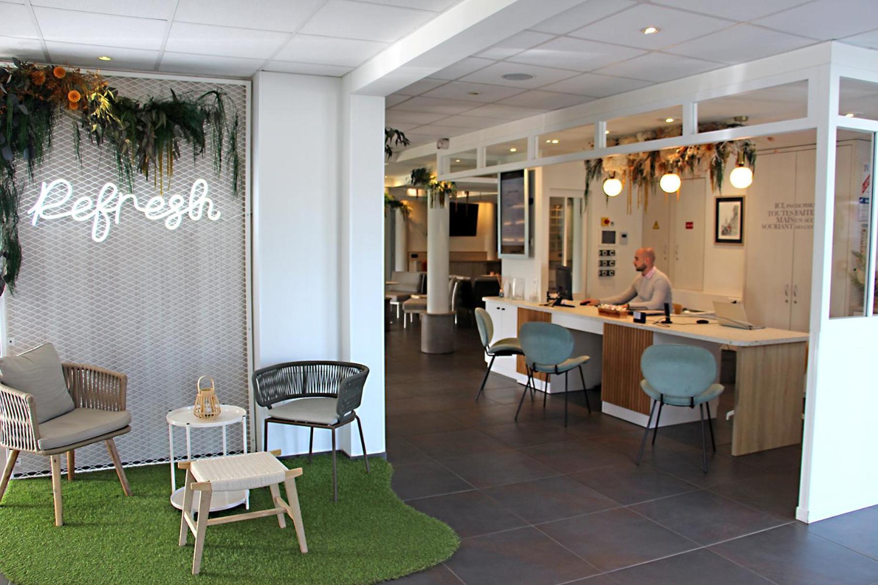 Hotel Kyriad La Rochelle Centre Ville Экстерьер фото